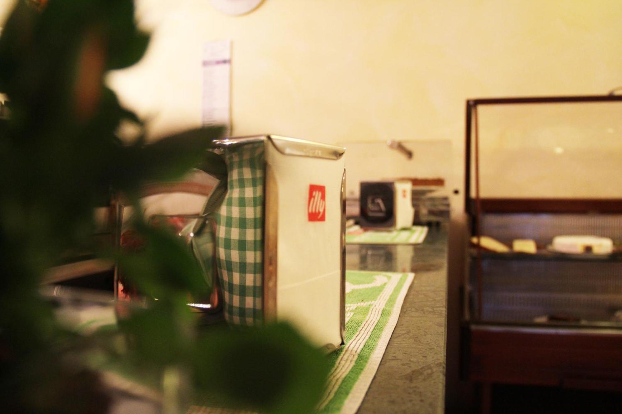 Albergo Al Viale Trieste Exteriör bild