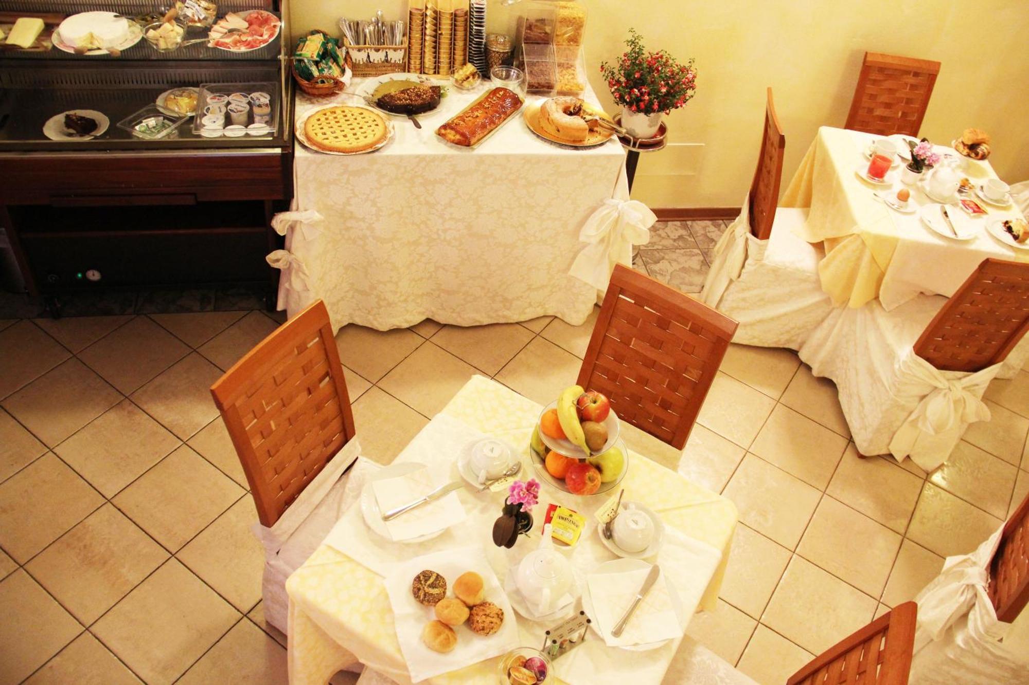 Albergo Al Viale Trieste Exteriör bild