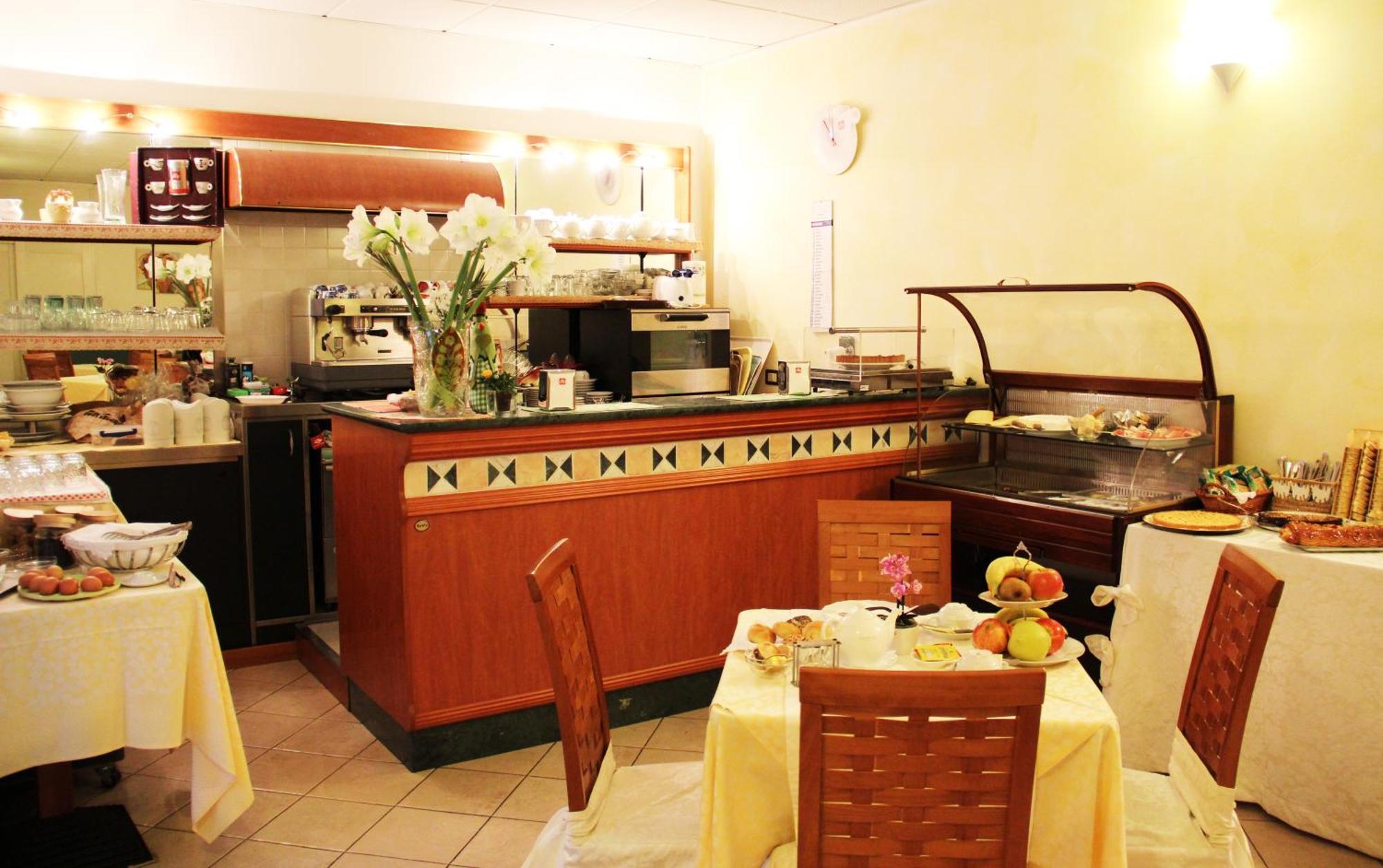 Albergo Al Viale Trieste Exteriör bild