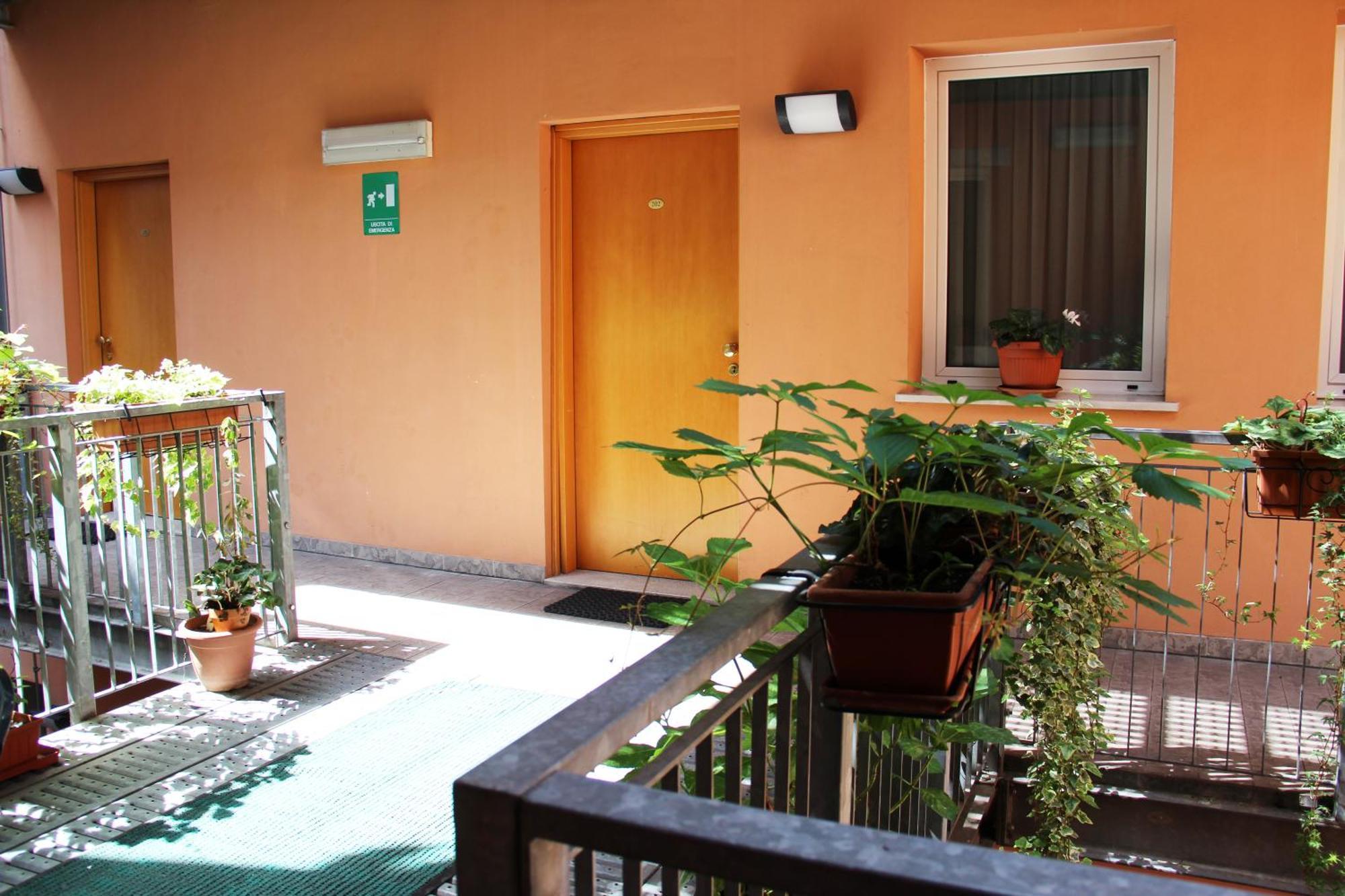 Albergo Al Viale Trieste Exteriör bild