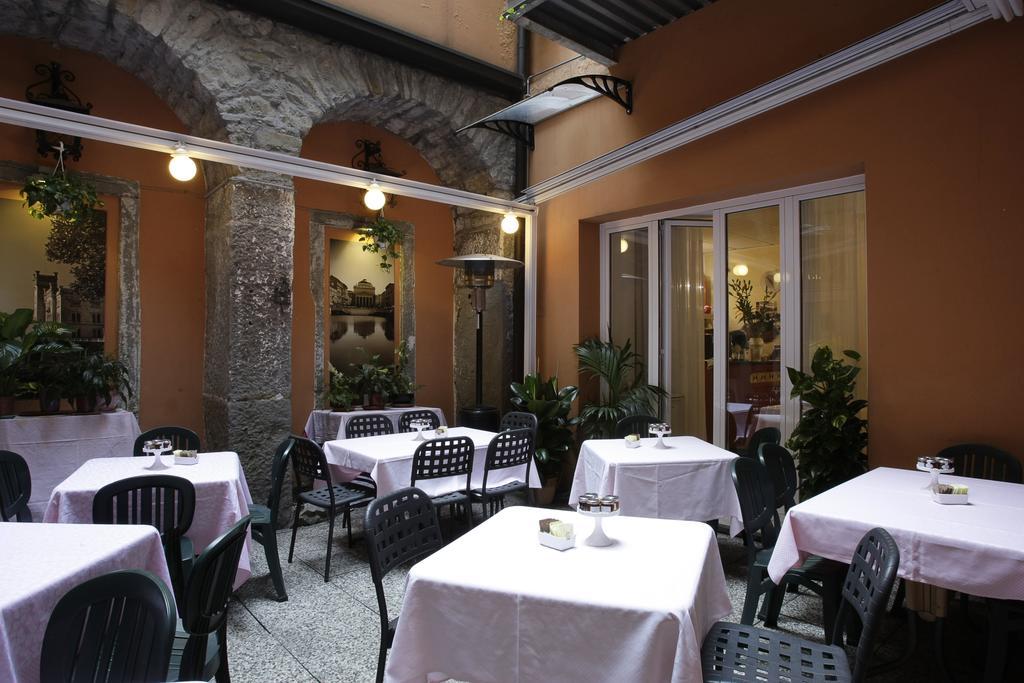 Albergo Al Viale Trieste Exteriör bild